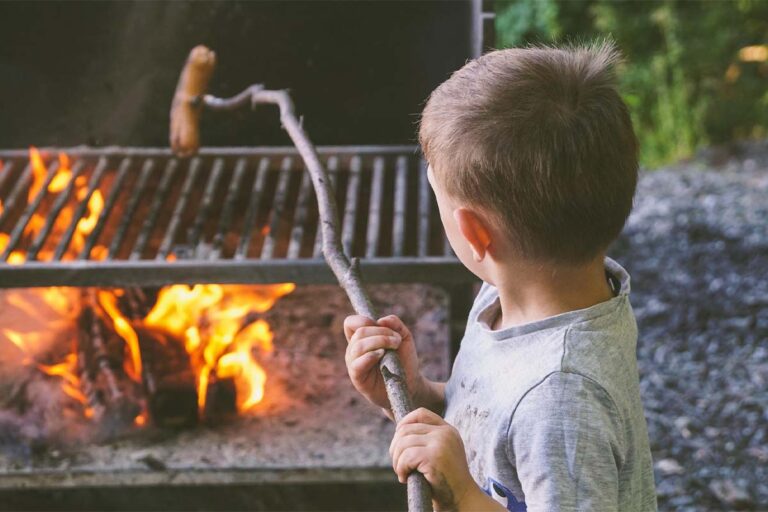 Sicherheit beim Grillen – die Kunst des Anzündens