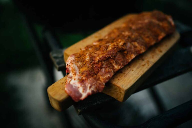 Warenkunde: Spareribs – der BBQ-Klassiker