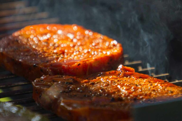 Grillen: Verhalten bei Wespen- und Bienenstichen