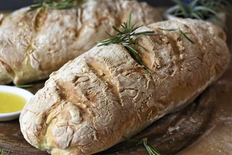 Oliven-Tomaten Ciabatta Brot vom Grill