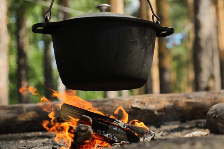 Vatertag: Grillen unterwegs mit Brennwagen