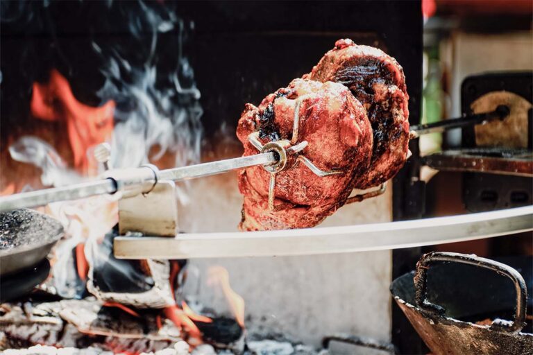 Bayerische Schweinshaxen vom Grill