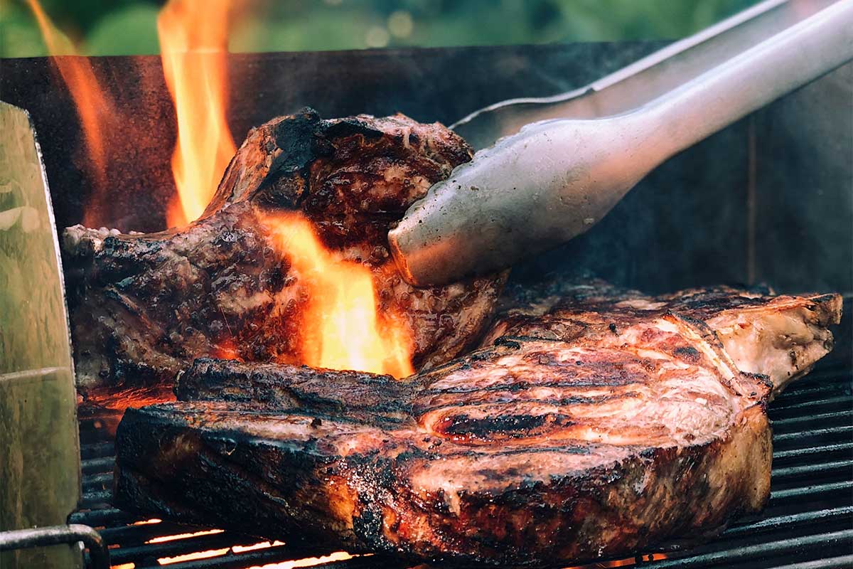 Anfängerfehler- Wenn das Grillgut am Rost klebt