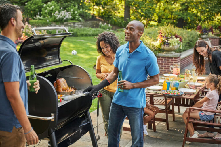 Pelletgrills im großen Vergleich – Weber vs. Traeger vs. Broil King