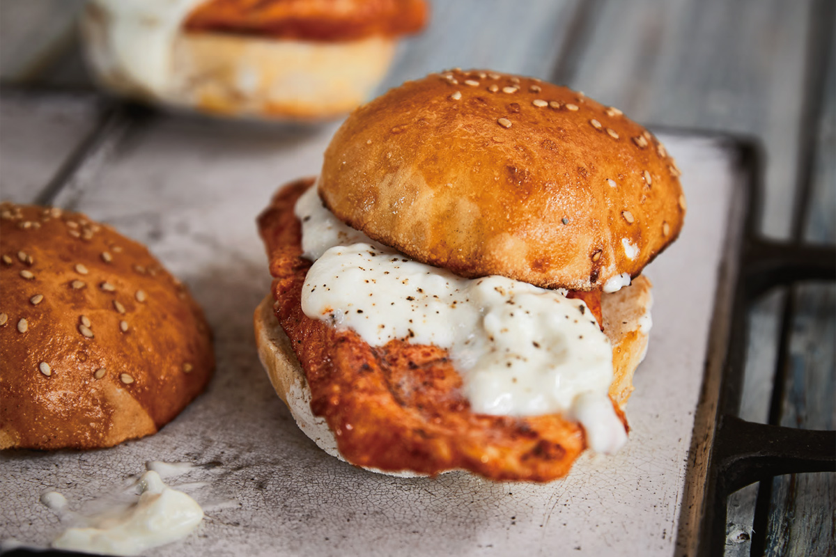 Chicken Burger mit Gorgonzola