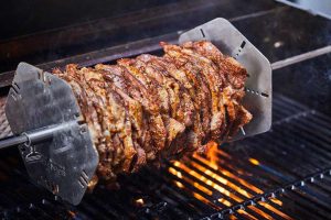 Döner Kebab vom Drehspieß - SANTOS Grill Magazin