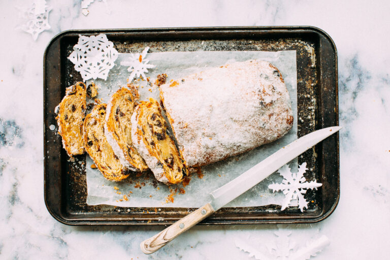 Christstollen aus dem Dutch Oven