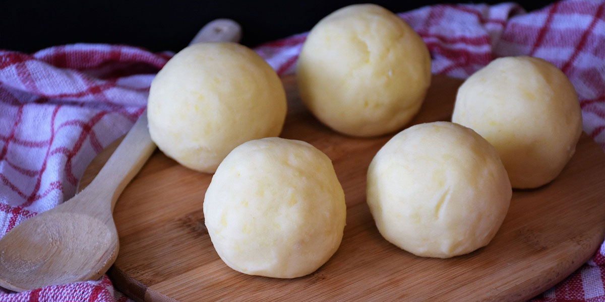 Kartoffelklöße aus dem Dutch Oven