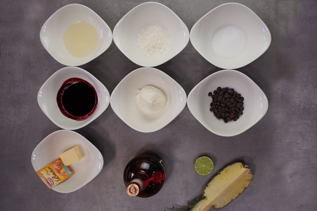 Omas Waffeln vom Grill mit Ananas und Heidelbeeren - SANTOS Grill Magazin