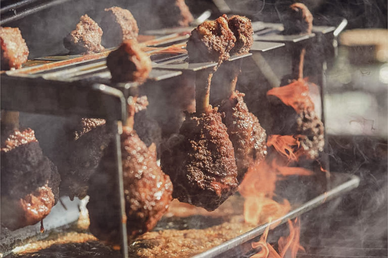 Perfekt für Einsteiger: Gegrillte Hähnchenkeulen