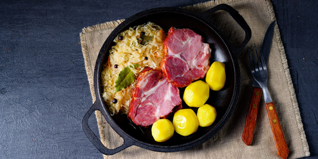 Sauerkraut mit Kasseler und Kartoffeln