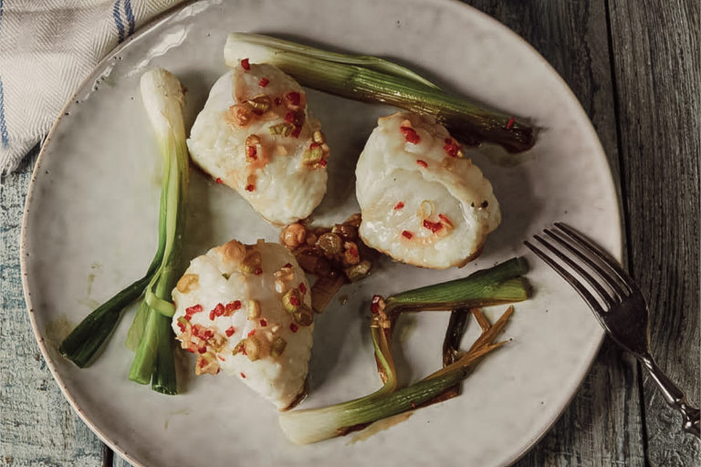 Kalmarzöpfe mit Knoblauch und Limette