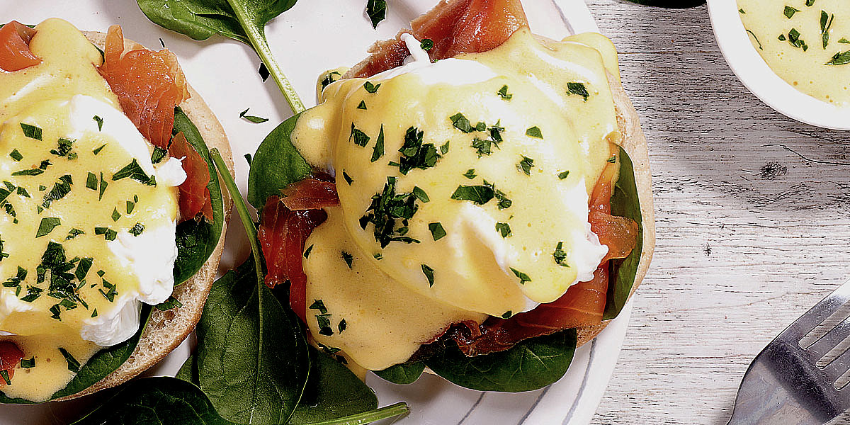 Eggs Benedict aus dem Dutch Oven