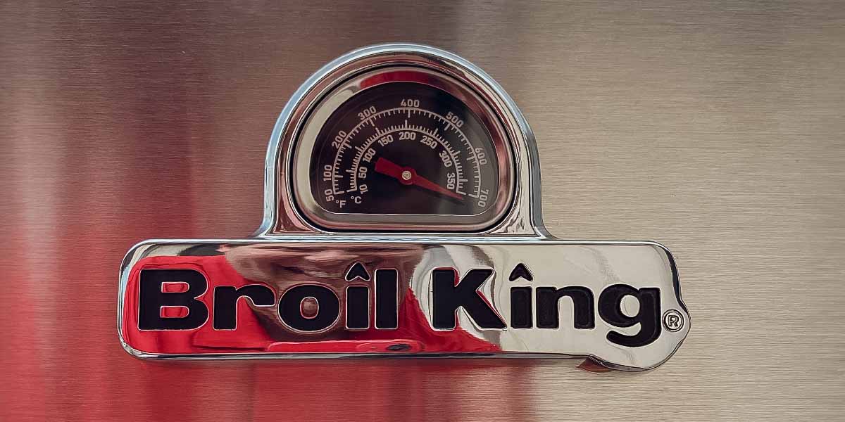 Grilltest_Sven Broil King Porta Chef 320 Thermometer