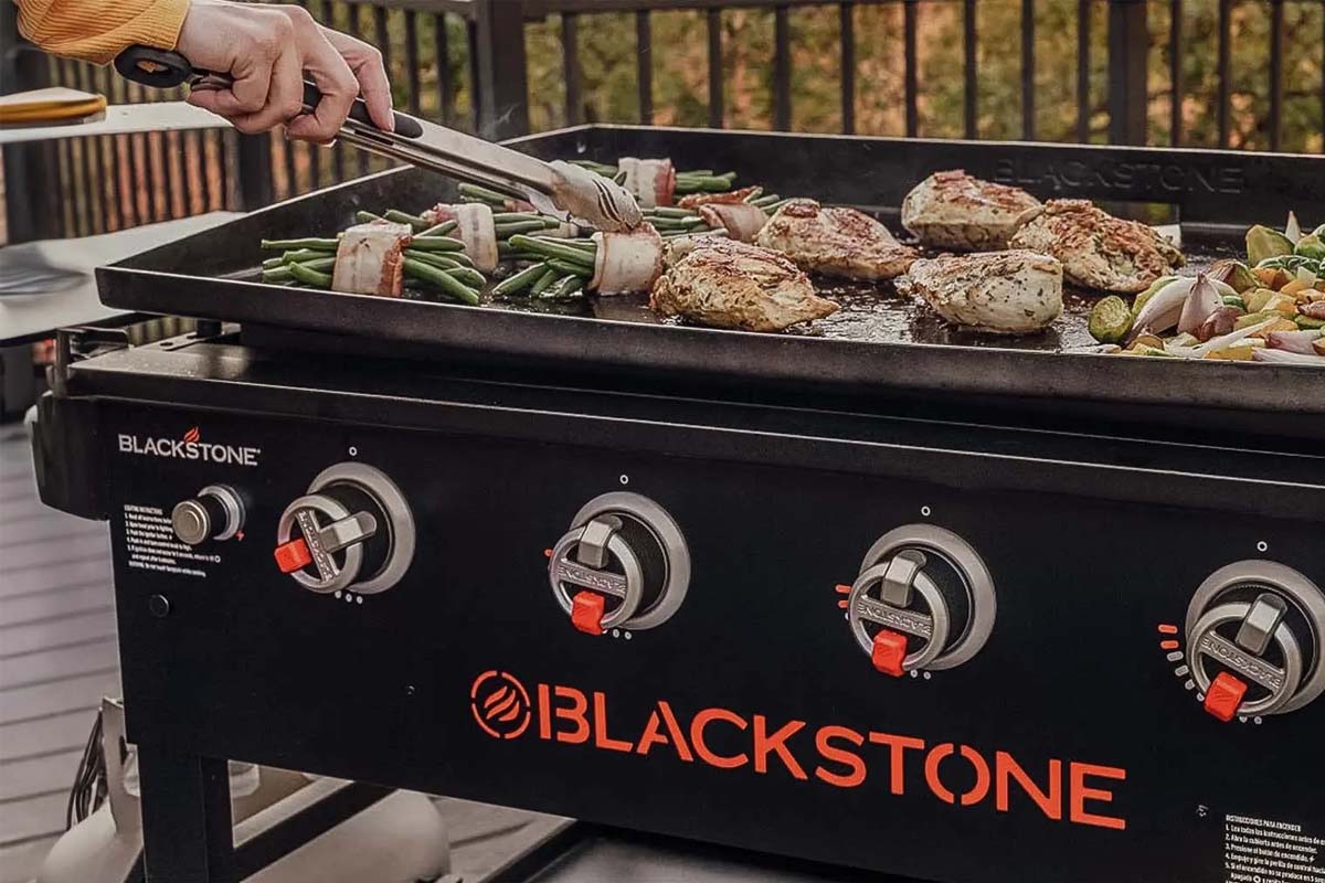 Blackstone Griddle Plancha Grills bei SANTOS kaufen