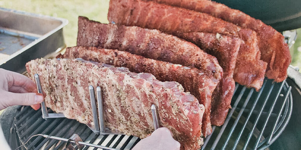 Low & Slow, Smoken und Räuchern: Ribs auf dem Keramikgrill
