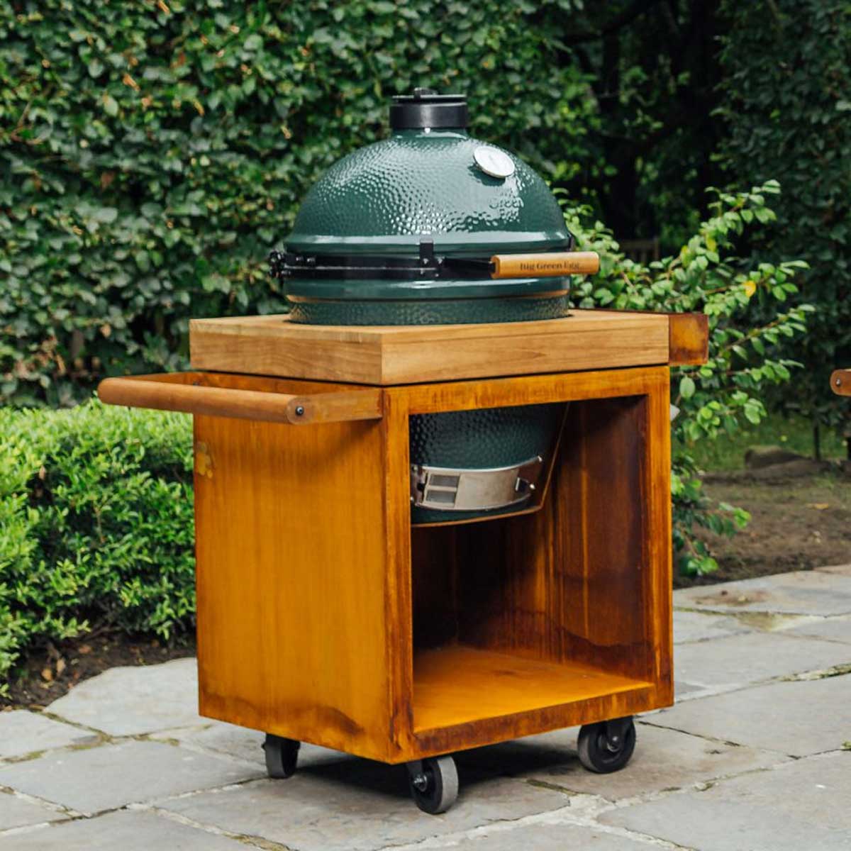 OFYR Kamado Table Corten 65 PRO Teakholz BGE OFYR Kamado Table Corten 65 PRO Teakholz BGE