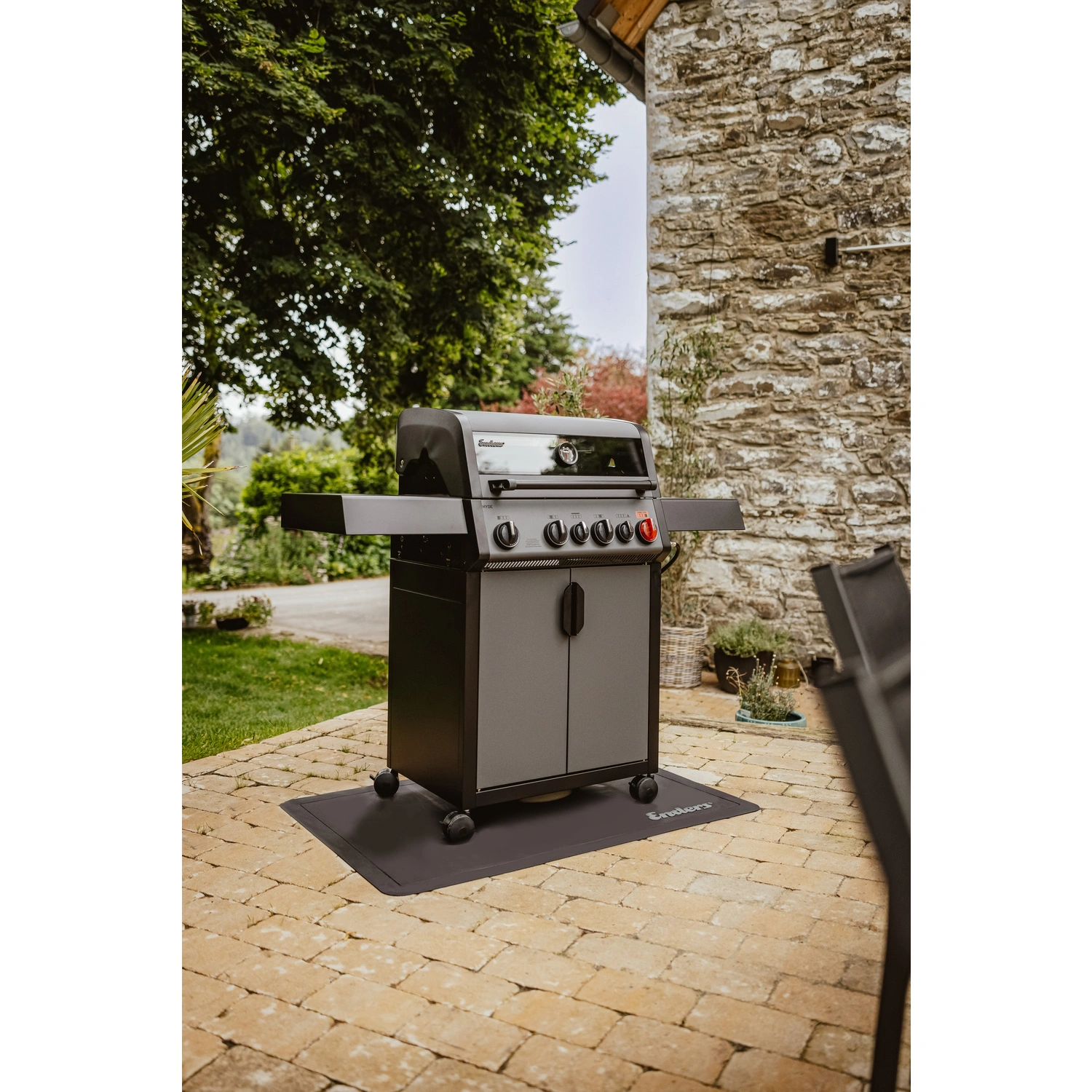 Enders HYDE® 4 SIKR TURBO – Maximale Ausstattung für grenzenlose Grillvielfalt