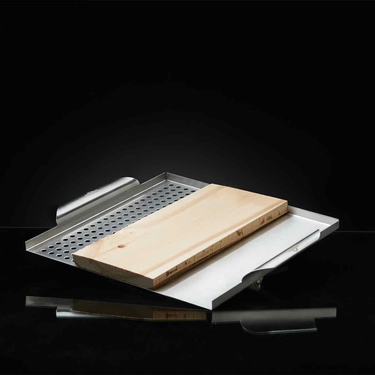 Napoleon Multifunktionaler Grill Topper Mit Zedernholz Räucherbrett Napoleon Multifunktionaler Grill Topper Mit Zedernholz Räucherbrett