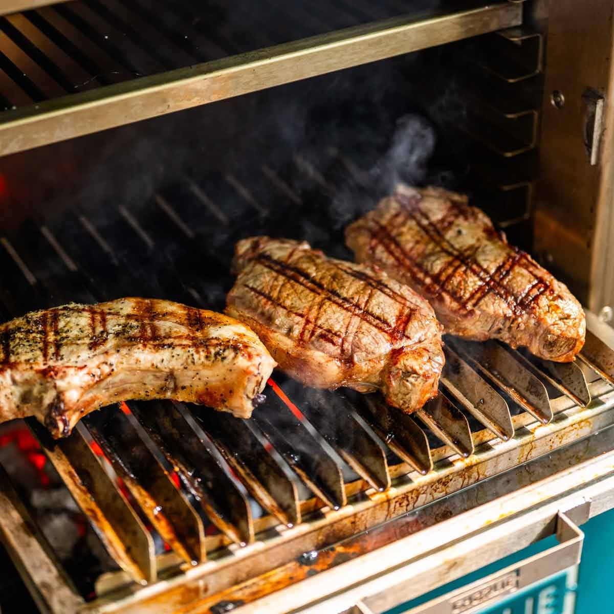 Charlie Oven Argentinischer Parrilla Grillrost
