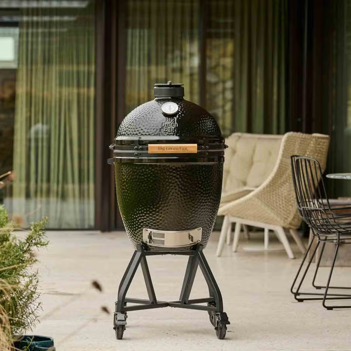 Big Green Egg Large Onyx | Low & Slow Bundle