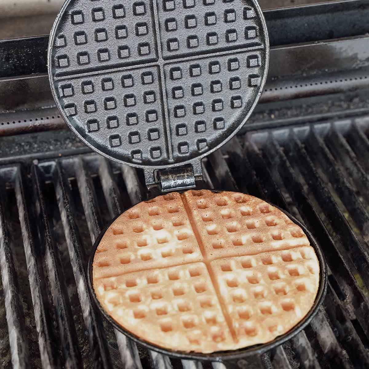 SANTOS Waffeleisen aus Gusseisen Ø 16,5 cm