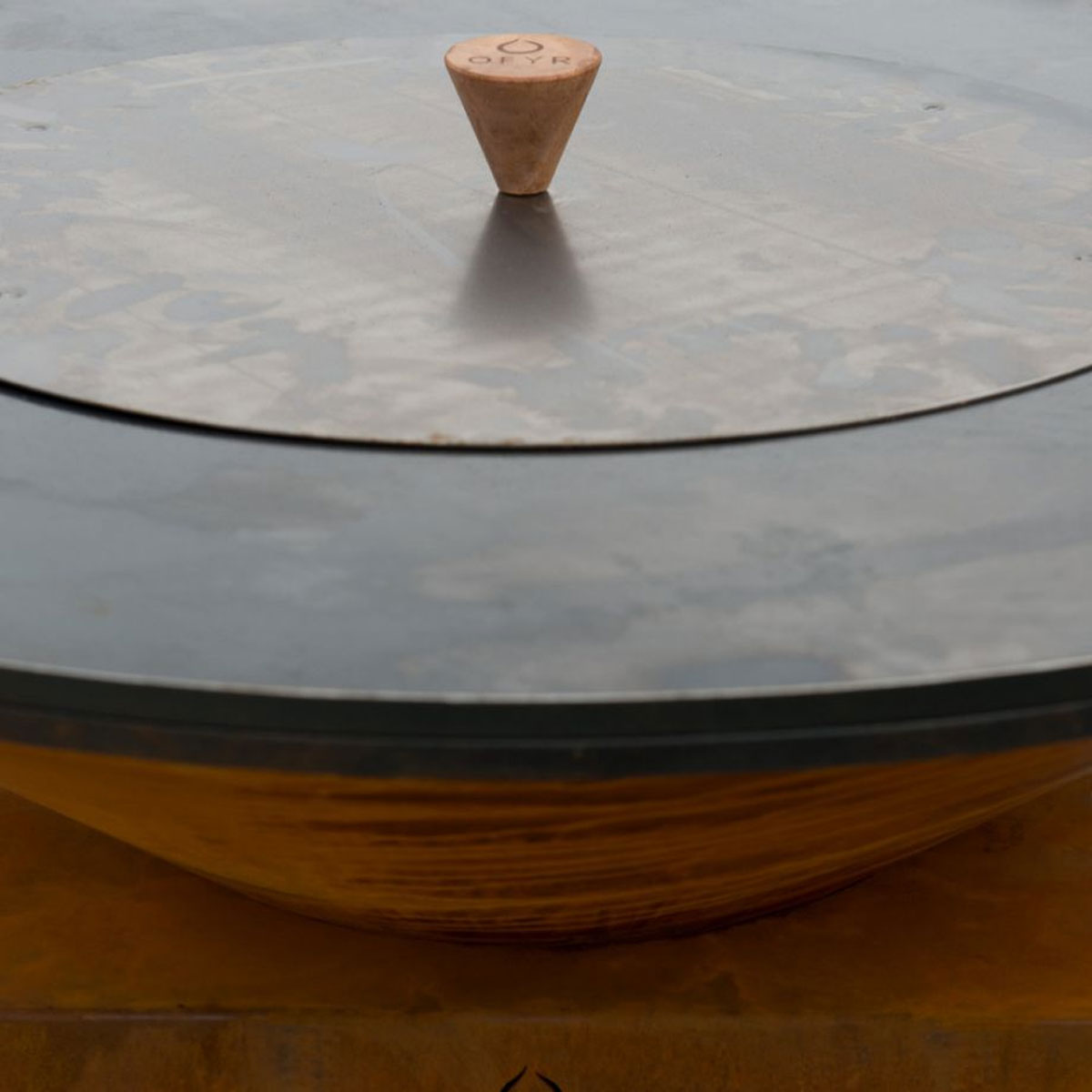 OFYR Löschdeckel Schwarz 100 (Ø 60 cm) OFYR Löschdeckel Schwarz 100 (Ø 60 cm)