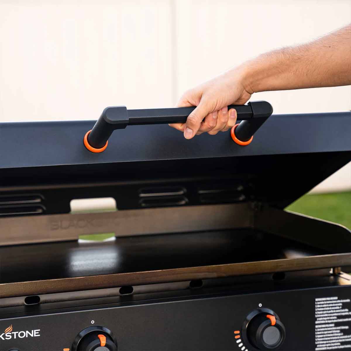Blackstone Plancha Grill 28" Omnivore