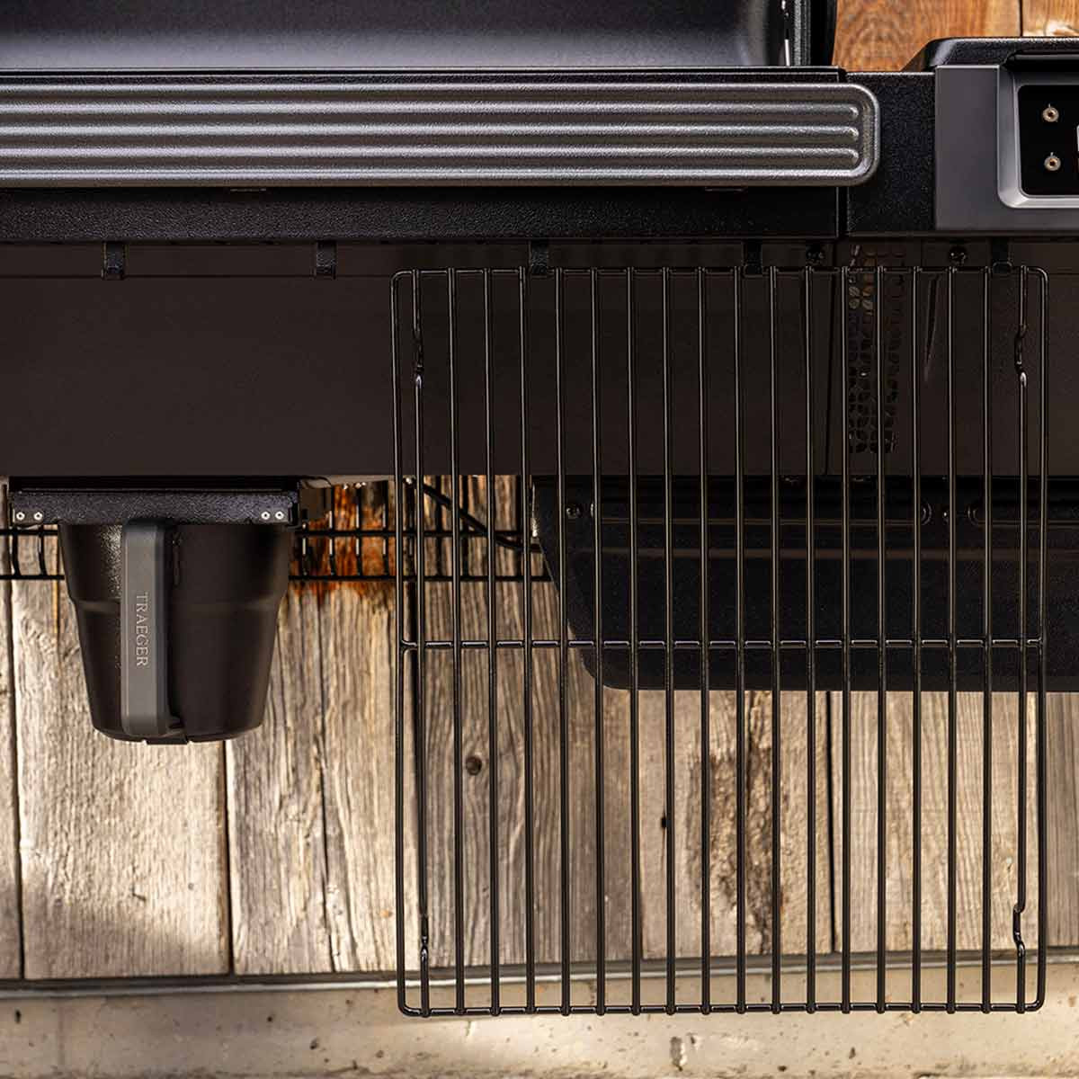 Traeger Woodridge Bundle