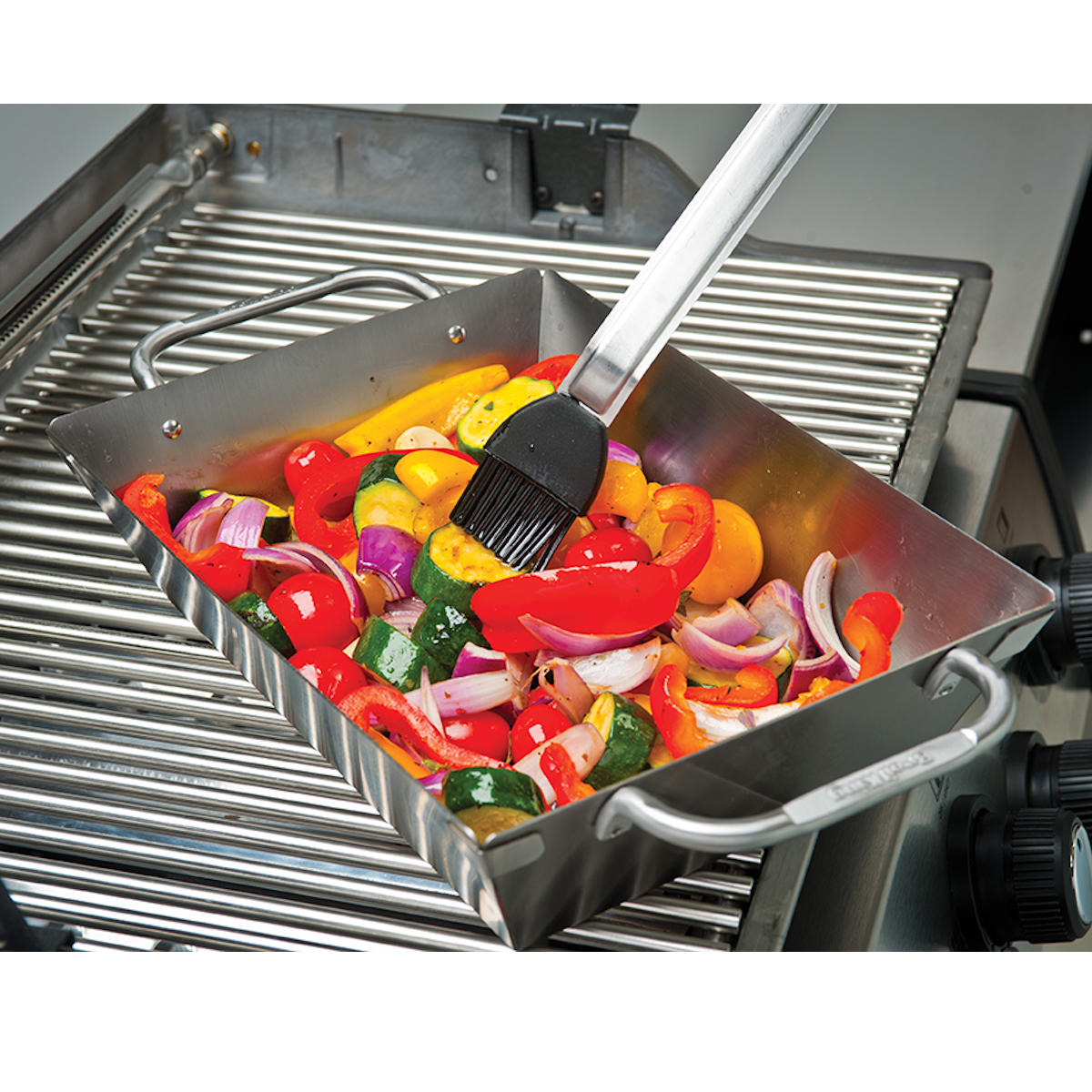 Broil King Wok in Anwendung Broil King Wok in Anwendung