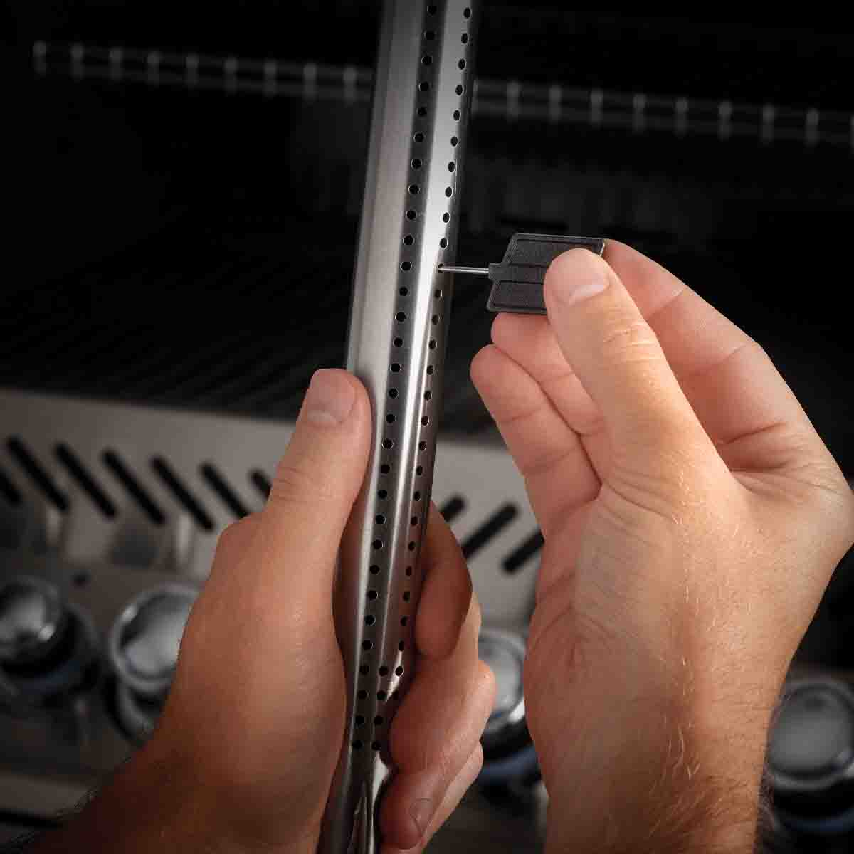 Napoleon Grillkammer Reiniger mit Bürste und Schaber Napoleon Grillkammer Reiniger mit Bürste und Schaber