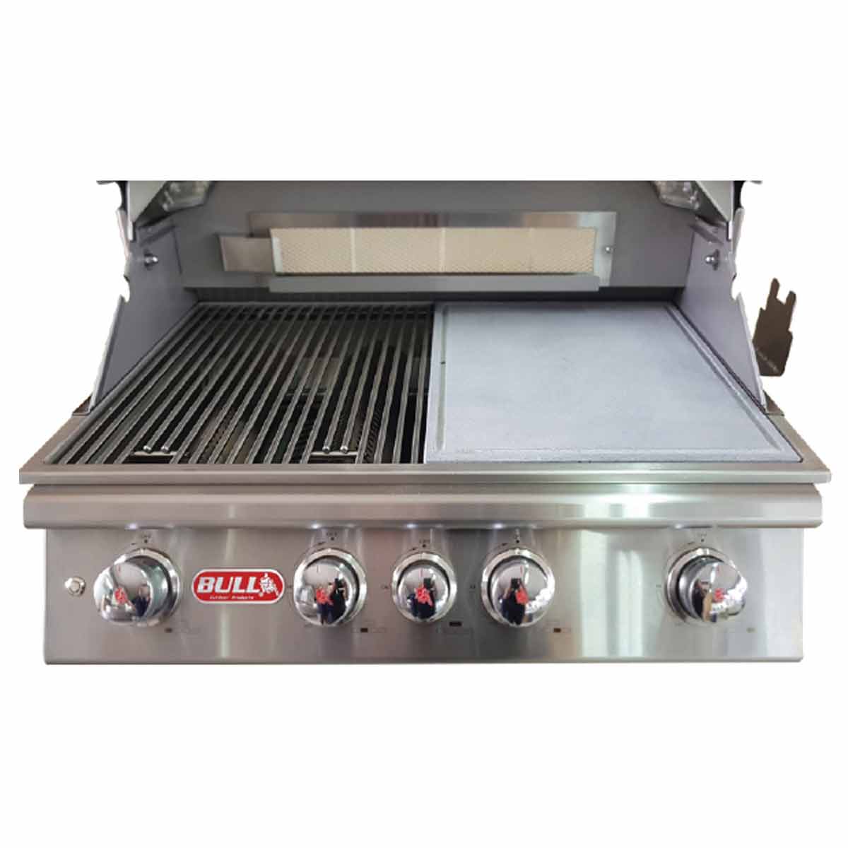 Bull Lavastein Plancha & Pizzastein, eingesetzt im Bull Angus Gasgrill