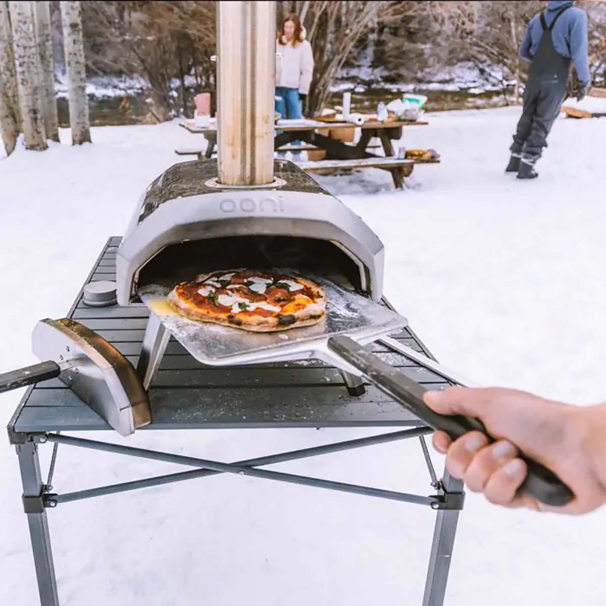 Ooni Pizzaschieber 14" aus Aluminium, Frontansicht