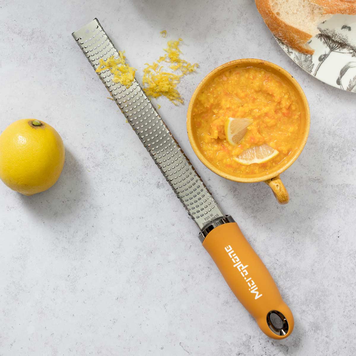 Microplane Premium Reibe / Zester, Senfgelb Microplane Premium Reibe / Zester, Senfgelb