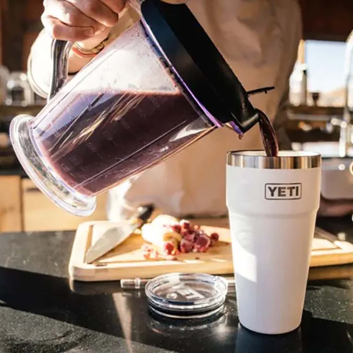 YETI | Rambler | Becher mit Trinkhalm | Navy | 26 oz / 760 ml