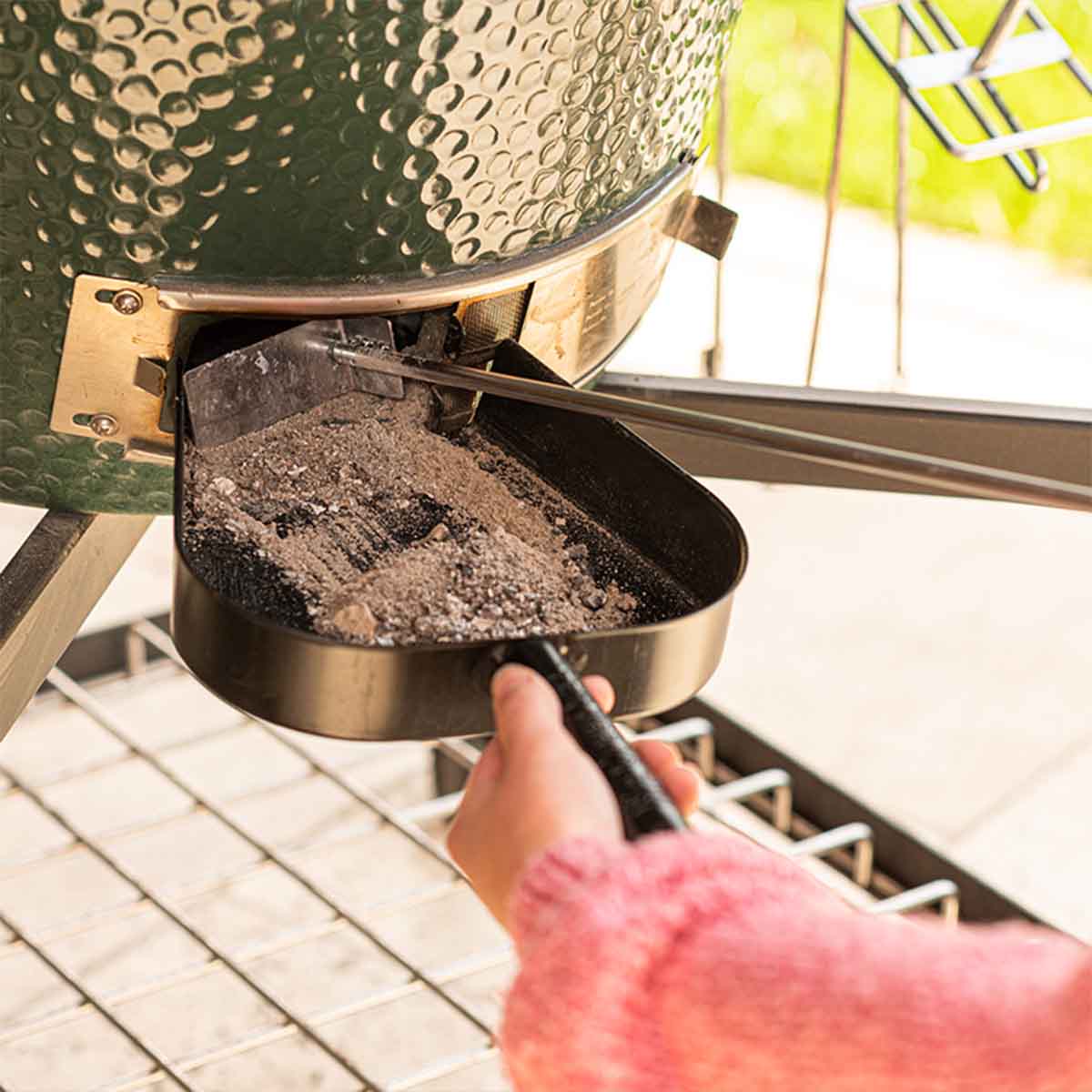 Big Green Egg Ascheschieber, M, L Big Green Egg Ascheschieber, M, L