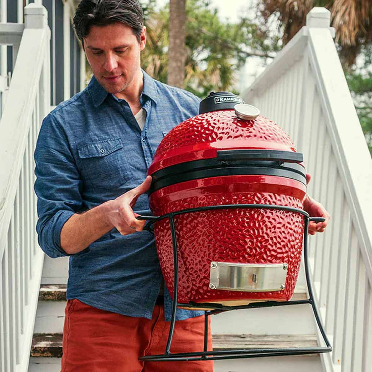 Kamado Joe Junior mit Stand