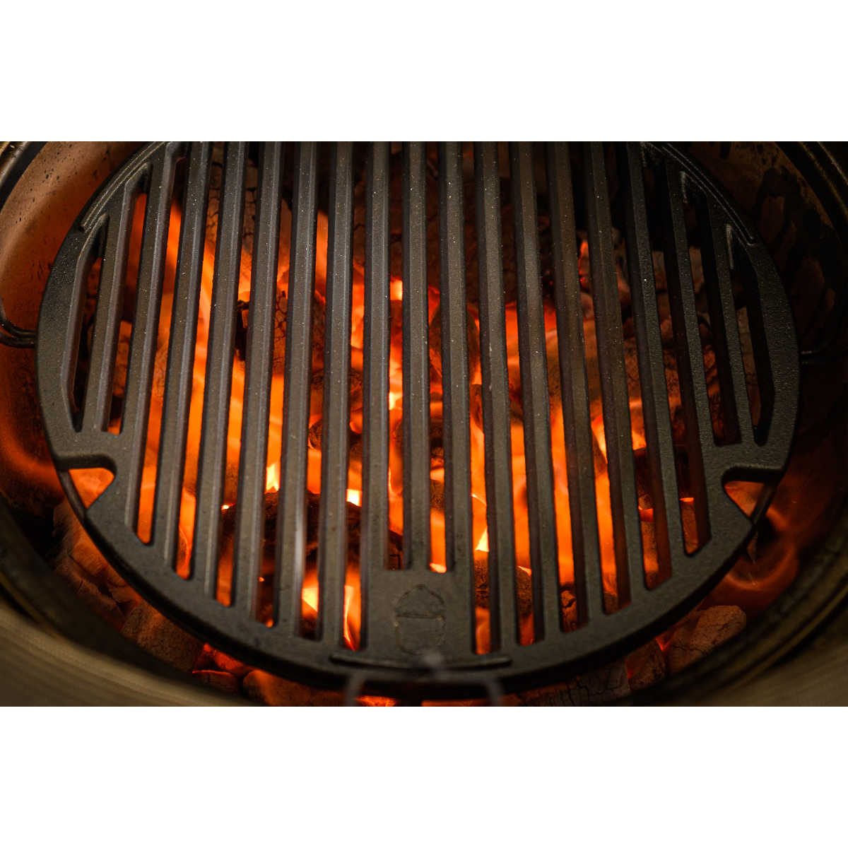 Kamado Joe Sear Plate für Joe Junior zum Scharf Anbraten Kamado Joe Sear Plate für Joe Junior zum Scharf Anbraten