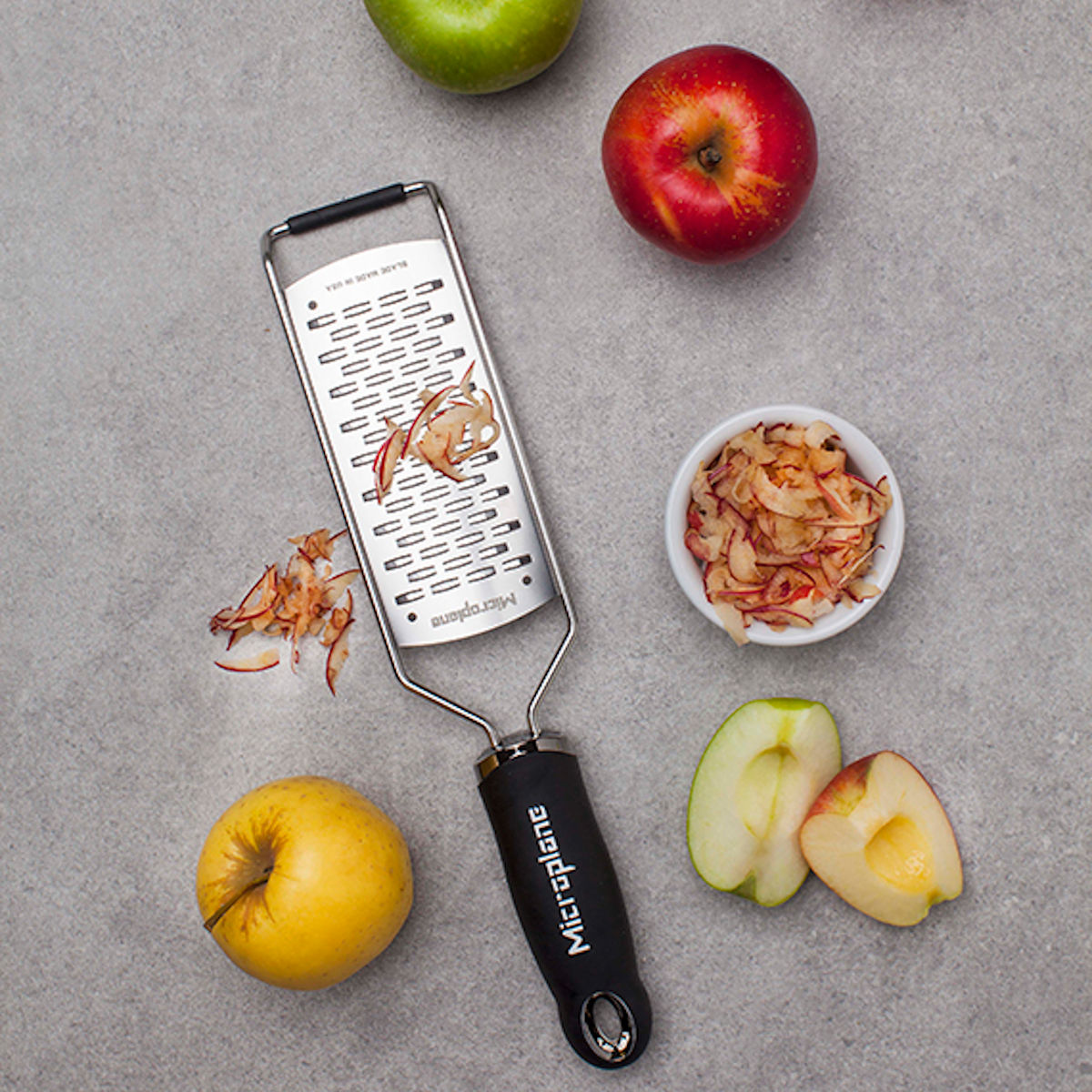 Microplane Gourmet Reibe 2-Wege Schneide, Schwarz