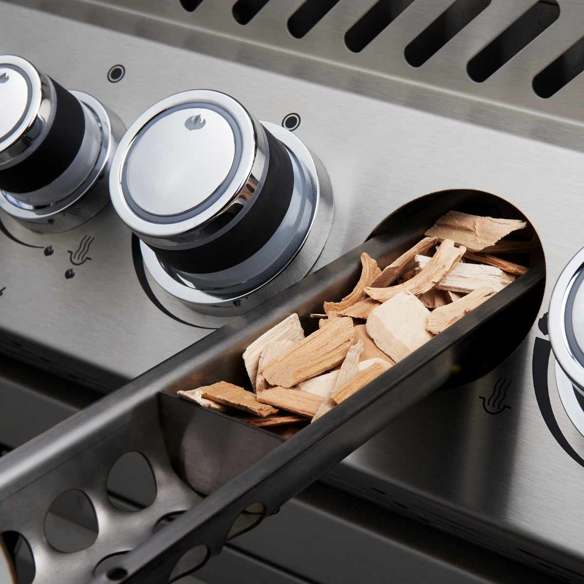 Napoleon PAKPRO825RSBIPSS-3 inkl. Drehspie§