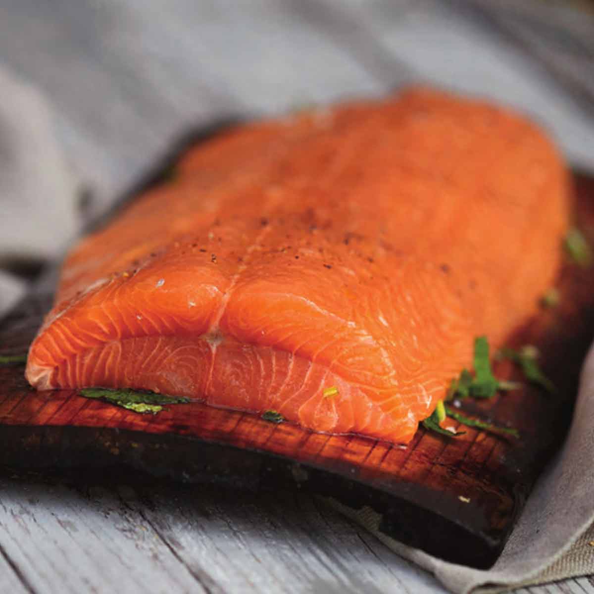 SANTOS Räucherbrett Zedernholz | 2er Set | 30 x 15 x 1,2 cm SANTOS Räucherbrett Zedernholz | 2er Set | 30 x 15 x 1,2 cm